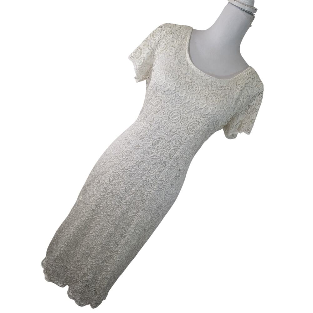 RN STUDIO- RONNI NICOLE! CREAM FLORAL LACE OVER CREAM SHORT SLEEVE DRESS! SZ 12